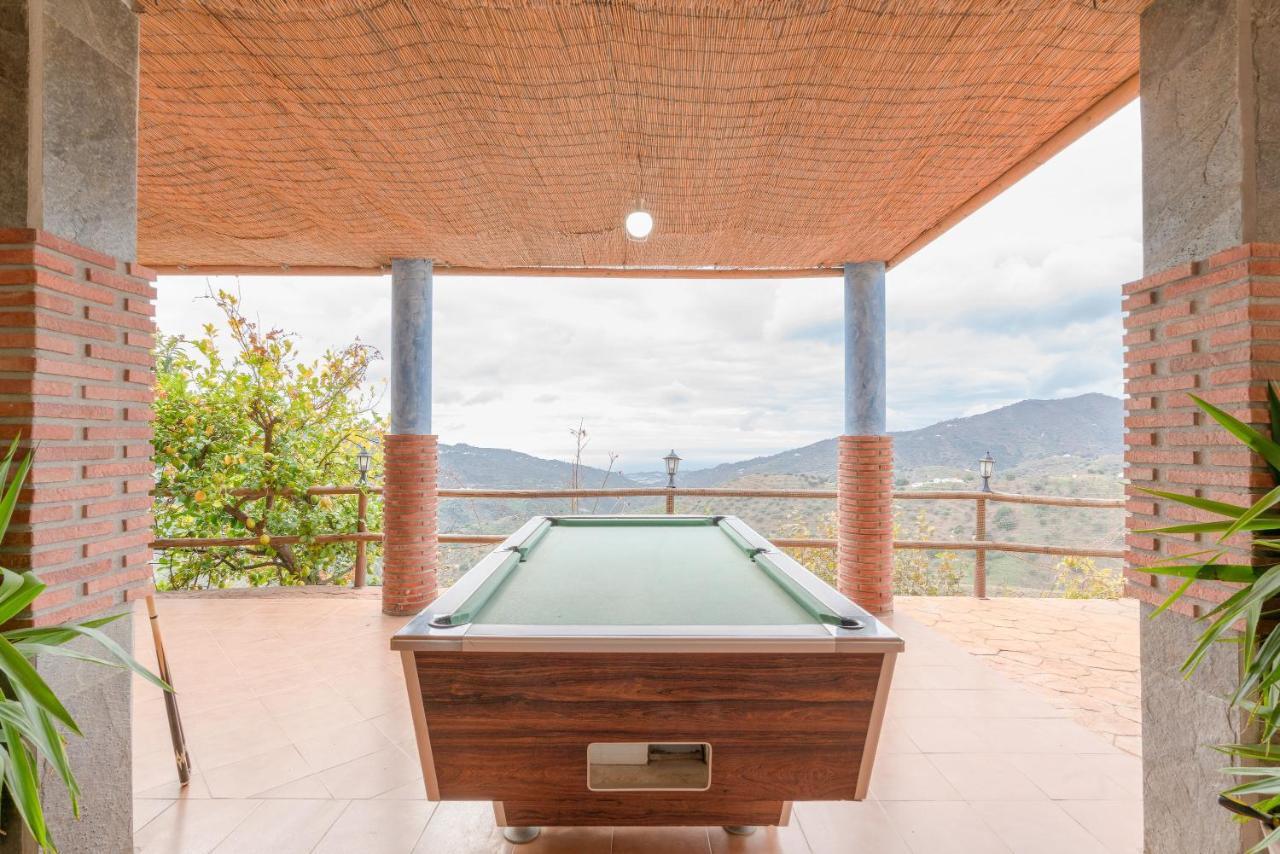 Cortijo La Encina Villa Sayalonga Exteriör bild